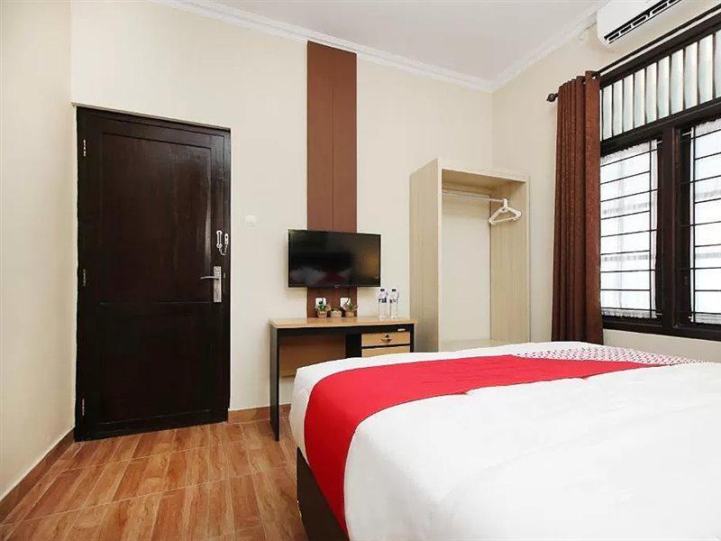 Oyo 572 Omah Gedongkuning Syariah Homestay Yogyakarta Exterior foto